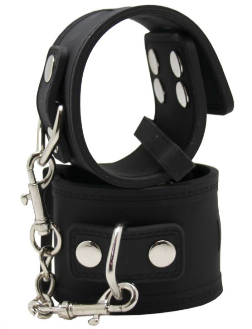 Черные силиконовые наручники с фиксацией на карабинах - 0