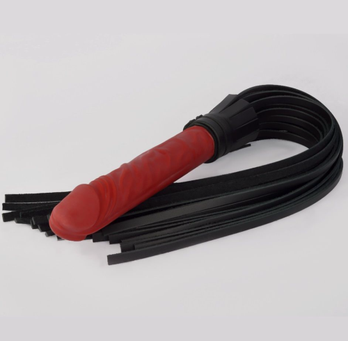 Черная плеть с красной ручкой-фаллоимитатором - 65 см. - 0