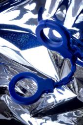 Синие силиконовые наручники Штучки-дрючки - 7