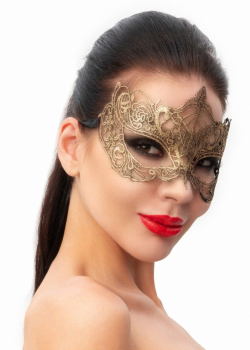 Пикантная золотистая карнавальная маска - 1