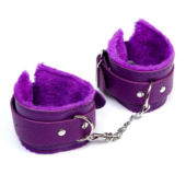 Фиолетовые наручники с меховой подкладкой - 1