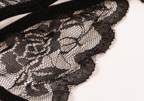 Черный эротический набор кружевного белья с бантиками - 5