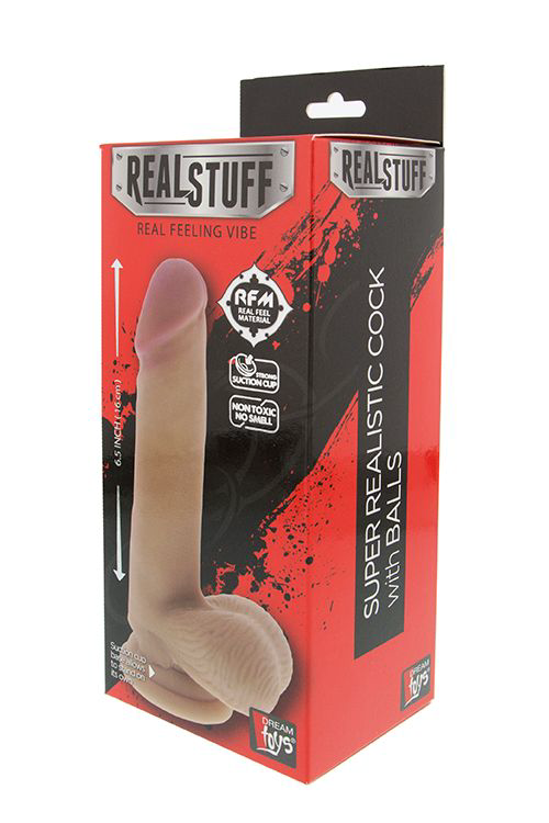 Реалистичный фаллоимитатор REALSTUFF 6.5INCH DONG W. SCROTUM - 16,5 см. - 1