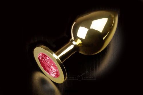 Большая золотая анальная пробка с закругленным кончиком и рубиновым кристаллом - 9 см. - 0