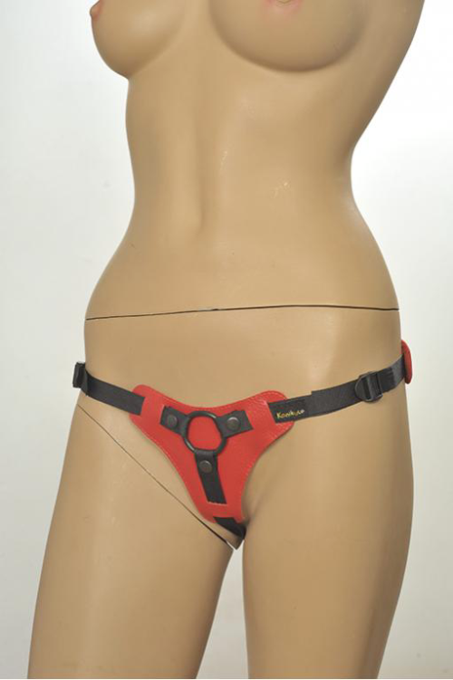 Красно-чёрные трусики для фиксации насадок кольцом Kanikule Leather Strap-on Harness Anatomic Thong - 1
