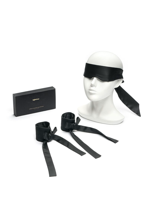 Набор для фиксации Romfun - маска на глаза и наручники - 4