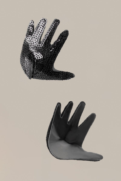Чёрные пэстисы Hands в форме ладошек с пайетками - 1