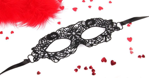 Черная ажурная текстильная маска Одри - 0
