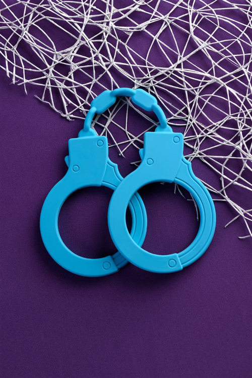 Голубые силиконовые наручники A-Toys без ключа - 6