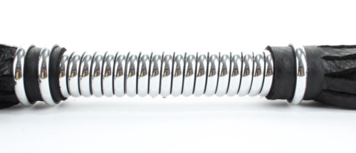 Черная длинная плеть с серебристой ручкой - 56 см. - 1