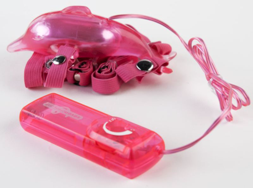 Розовый вибростимулятор в форме дельфина на регулируемых ремешках - 1
