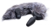 Черная анальная вибропробка с серым лисьим хвостом Grey Fox Tail Vibrating Anal Plug - 0