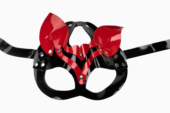 Черно-красная лакированная маска кошки с ушками - 2